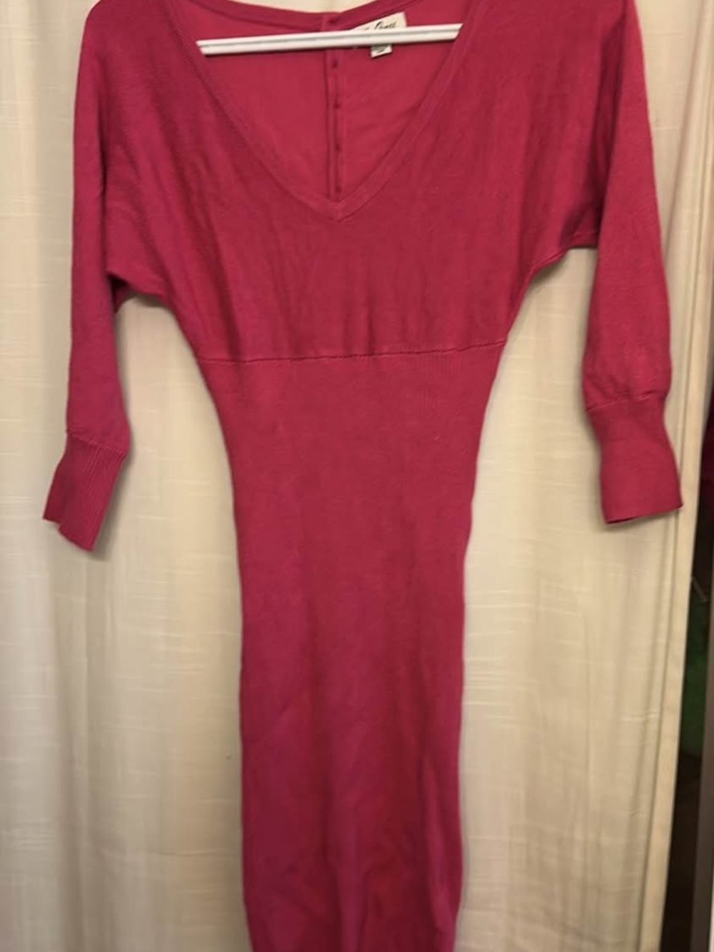 Guess Fuchsia Long Sleeve V-Neck Knit Dress